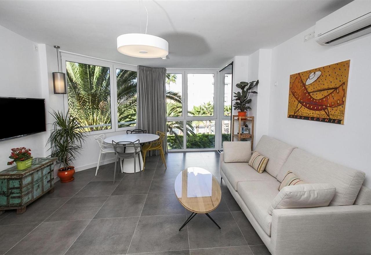 Super Front Line Modern New Apartm 네르하 외부 사진